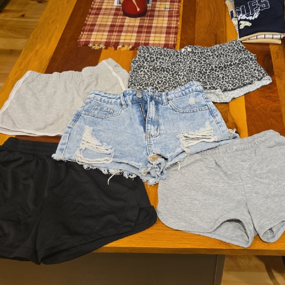 Lot of SUPER Cute Shorts